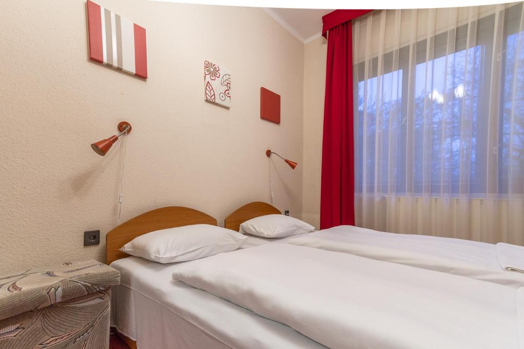 Vadregeny Panzio Bed & Breakfast Estergon Oda fotoğraf